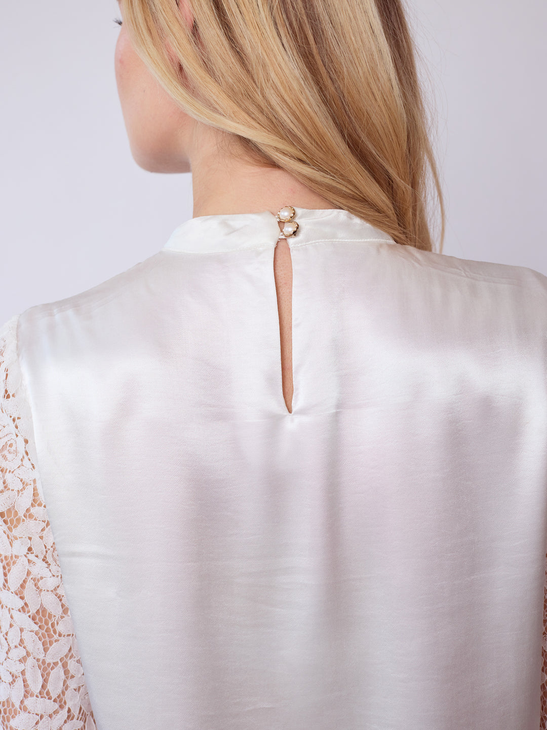 Ivory Elizabeth Lux Lace Sleeve Blouse